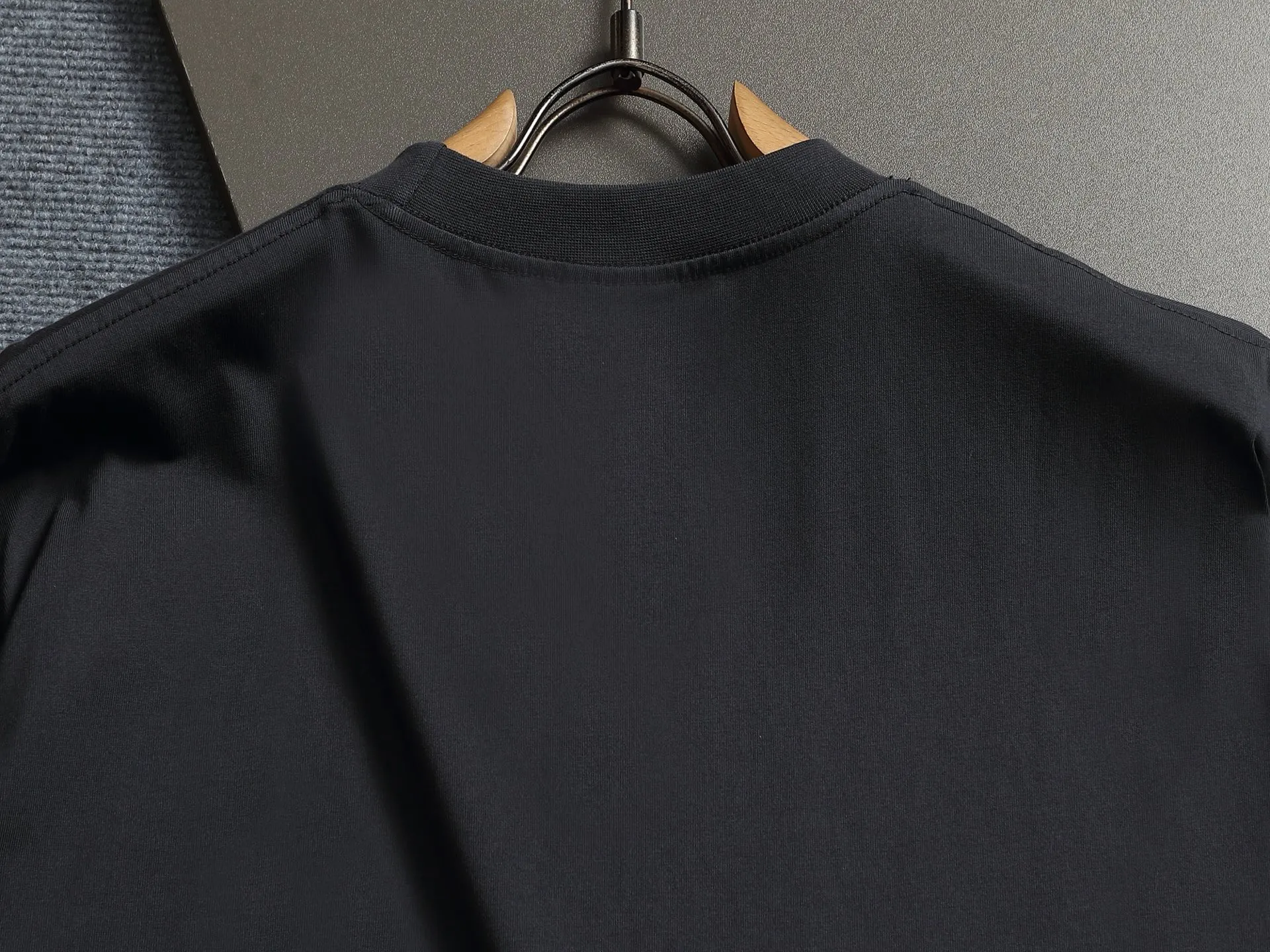 BALENCIAGA 2026 Logo ， Retro Same Style T 320 Versatile : Black Size：XS S M L